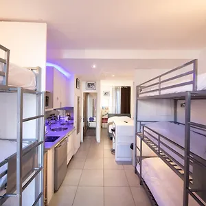 https://cannes-flat-rentals.fr-provencehotel.com